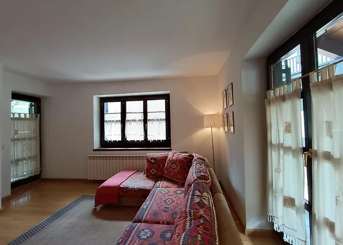 Inmocyma Verdiblanco Familias-valle De Apartamento